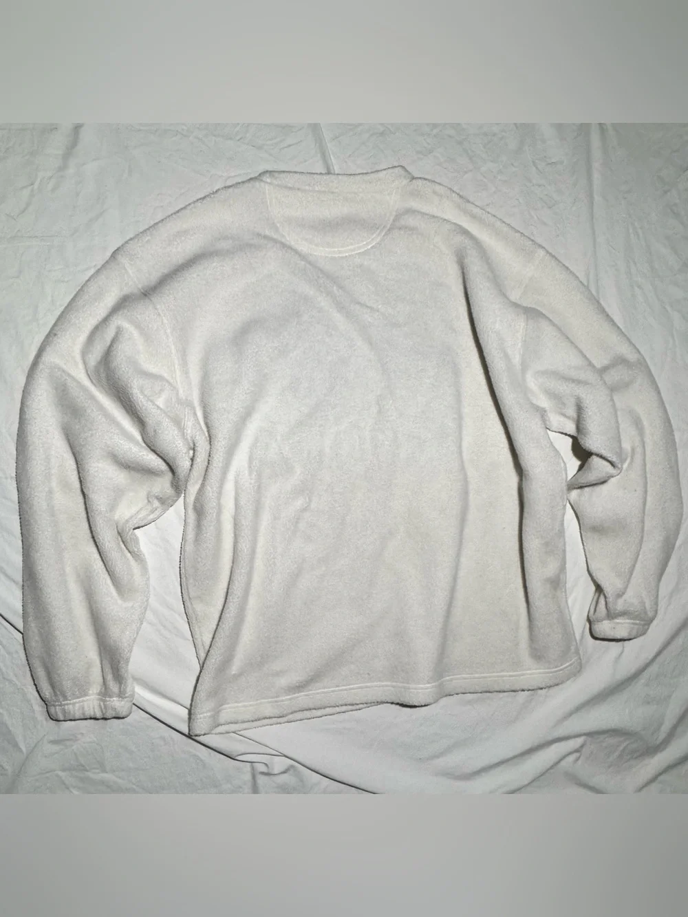 Vintage Fila Men’s Off-White Crewneck Sherpa Style Sweatshirt Size L